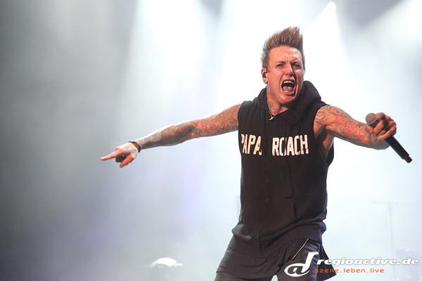Doppelt so laut - Fotos: Papa Roach live in der Jahrhunderthalle in Frankfurt 