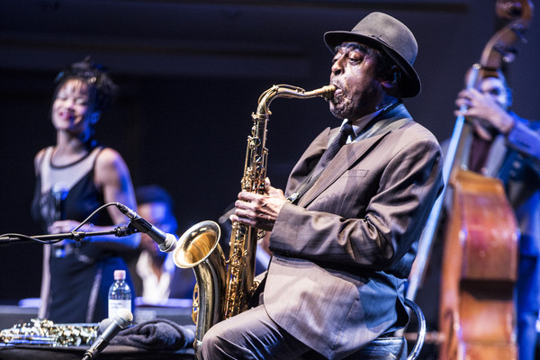Positive Energie - Archie Shepp reißt beim Abschlusskonzert von Enjoy Jazz in Ludwigshafen alle von den Sitzen 