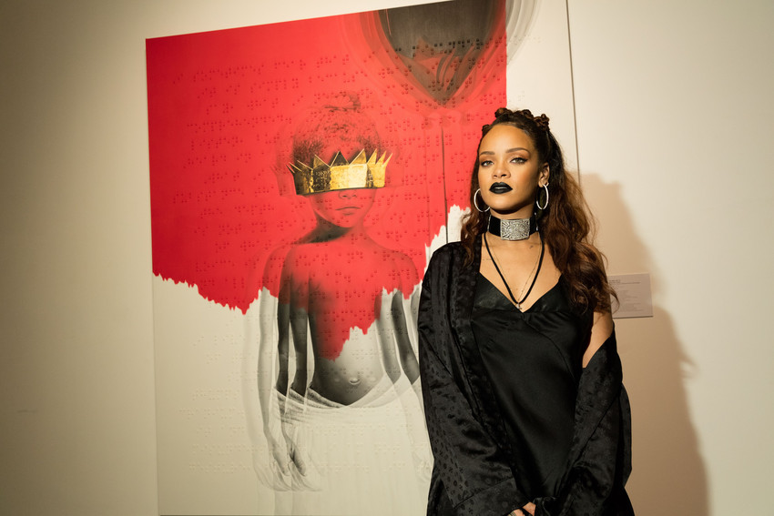 Rihanna (2015)